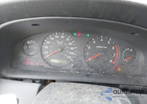 2001 Nissan Frontier Xe-V6 z USA, uszkodzony, nr VIN 1N6ED26Y61C377836